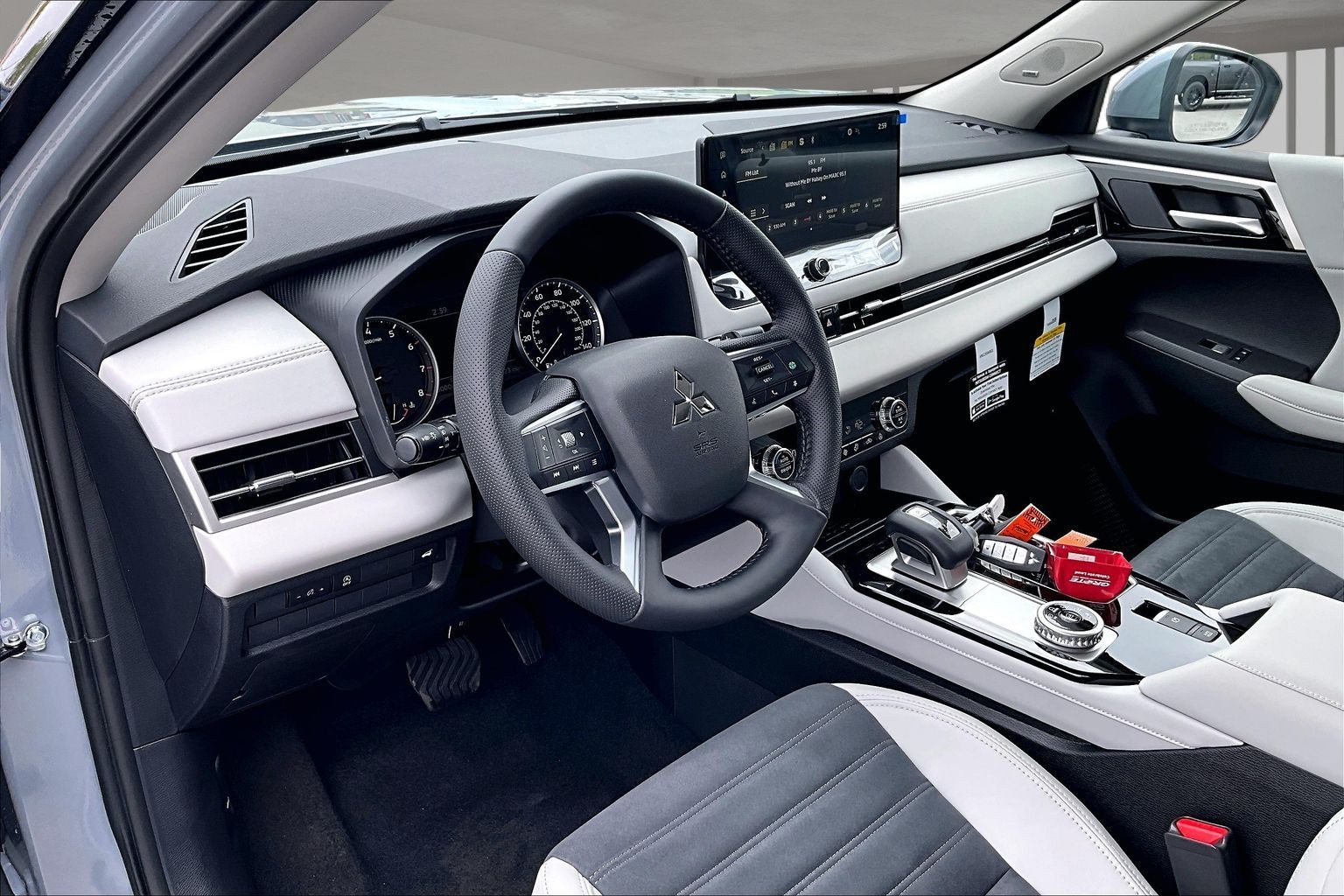 New 2026 Mitsubishi Outlander SE For Sale in Rockford, IL | Grote